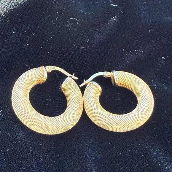 Jewelry - 14K Yellow Gold Woven Mesh Textured Hoop Earrings